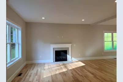 105 Seaverns Bridge Road, Merrimack, NH 03054 - Photo 11