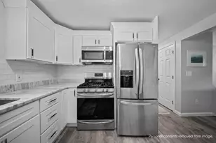8 Cornerstone Dr, Dover, NH 03820 - Photo 5