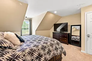 195 Ridgetop Ln, Henniker, NH 03242 - Photo 15