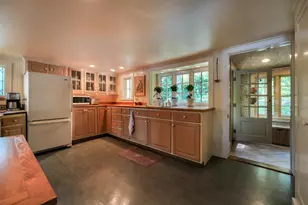 55 Skatutakee Rd, Harrisville, NH 03450 - Photo 9
