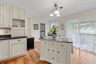 196 E Main St, Conway, NH 03818 - Photo 13