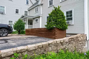 196 E Main St, Conway, NH 03818 - Photo 3