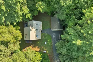 10 Lakeview Dr, Meredith, NH 03253 - Photo 3