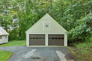 10 Lakeview Dr, Meredith, NH 03253 - Photo 37