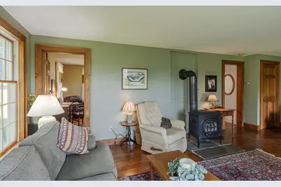 509 Elm Street, Claremont, NH 03743 - Photo 25