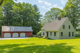 509 Elm St, Claremont, NH 03743 - Photo 1