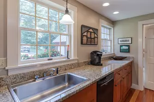 509 Elm St, Claremont, NH 03743 - Photo 15