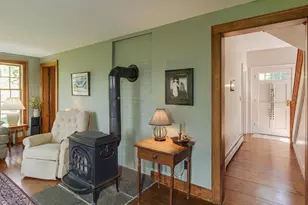 509 Elm St, Claremont, NH 03743 - Photo 27