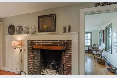 509 Elm Street, Claremont, NH 03743 - Photo 17
