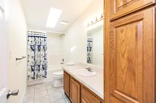 24 Stagecoach Way, Manchester, NH 03104 - Photo 41