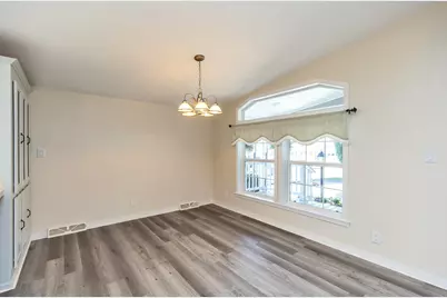 24 Stagecoach Way, Manchester, NH 03104 - Photo 27