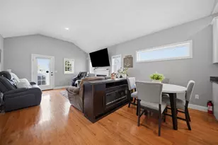 6 Dunstable Cir, Merrimack, NH 03054 - Photo 9