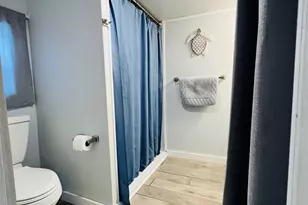 24 Wall St, Hampton, NH 03842 - Photo 21