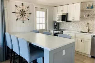 24 Wall St, Hampton, NH 03842 - Photo 9