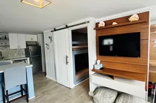 24 Wall St, Hampton, NH 03842 - Photo 5