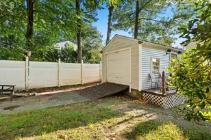 117 Pond St, Newton, NH 03858 - Photo 21