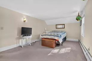 66 Crescent St, Henniker, NH 03242 - Photo 21