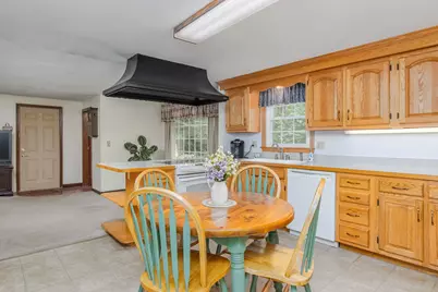 8 Lantern Lane, Auburn, NH 03032 - Photo 9