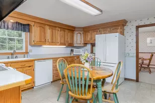 8 Lantern Ln, Auburn, NH 03032 - Photo 7