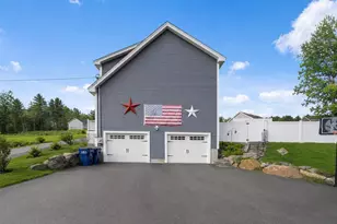 97 Timber Ridge Dr, Milford, NH 03055 - Photo 3