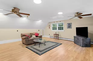 70 S Bow Rd, Hooksett, NH 03106 - Photo 19
