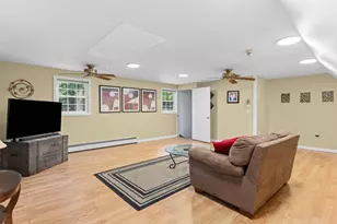 70 S Bow Rd, Hooksett, NH 03106 - Photo 21