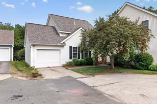 11 Echo Shore Dr, Merrimack, NH 03054 - Photo 1