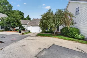 11 Echo Shore Dr, Merrimack, NH 03054 - Photo 3