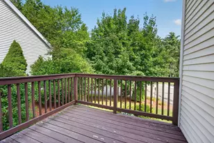 11 Echo Shore Dr, Merrimack, NH 03054 - Photo 7