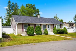 12 Pinehill Ave, Goffstown, NH 03045 - Photo 3