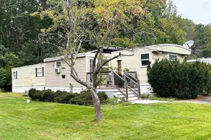 84 Hilton Ave, Exeter, NH 03833 - Photo 1