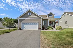 42 Toby Cir, Merrimack, NH 03054 - Photo 1