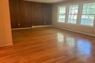 8 Woodridge Ln, North Hampton, NH 03862 - Photo 9