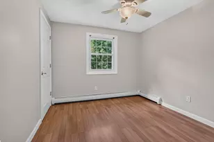31 Wood Hawk Way, Litchfield, NH 03052 - Photo 15