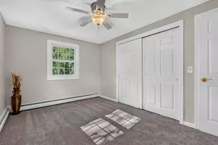 31 Wood Hawk Way, Litchfield, NH 03052 - Photo 17