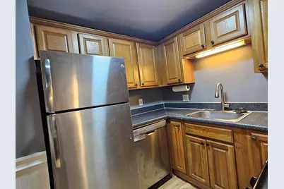 126 Mammoth Road Road #Unit4, Hooksett, NH 03106 - Photo 5