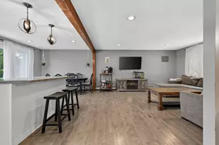 97 Pillsbury Rd, Londonderry, NH 03053 - Photo 3