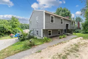 97 Pillsbury Rd, Londonderry, NH 03053 - Photo 25