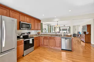 15 Monarch Way, Kingston, NH 03848 - Photo 9