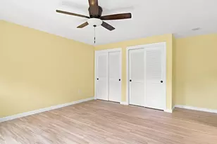 36 Hampton Dr, Nashua, NH 03063 - Photo 17