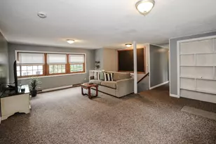 28 Swan Ave, Bedford, NH 03110 - Photo 29