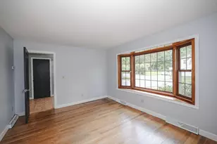 28 Swan Ave, Bedford, NH 03110 - Photo 5