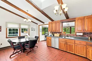 18 Westside Dr, Atkinson, NH 03811 - Photo 15