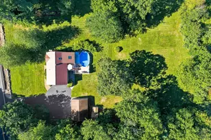 18 Westside Dr, Atkinson, NH 03811 - Photo 5