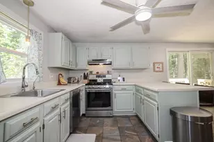 285 Colby Rd, Weare, NH 03281 - Photo 11