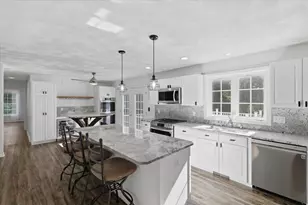 770 Mammoth Rd, Pelham, NH 03076 - Photo 7