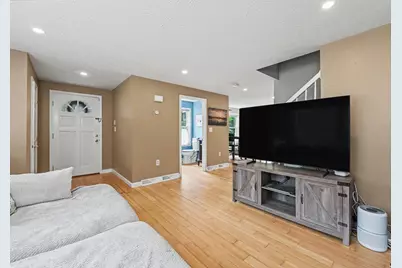 47 Burgundy Drive, Nashua, NH 03062 - Photo 11