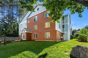 2 Timberwood Dr, Goffstown, NH 03045 - Photo 27