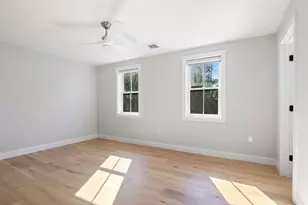 30 Cate St, Portsmouth, NH 03801 - Photo 15