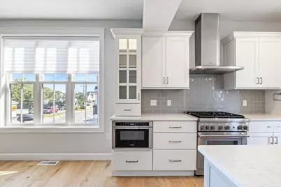 30 Cate Street #18, Portsmouth, NH 03801 - Photo 3